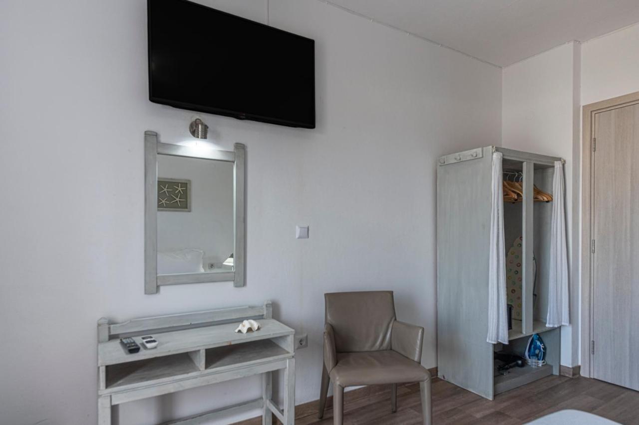 Hotel Manto Nausa Zewnętrze zdjęcie