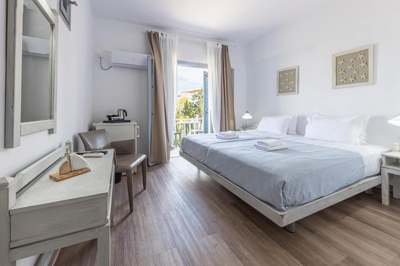 Hotel Manto Nausa Zewnętrze zdjęcie